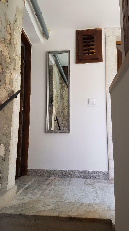 Apartment 22 Omiš Exterior foto